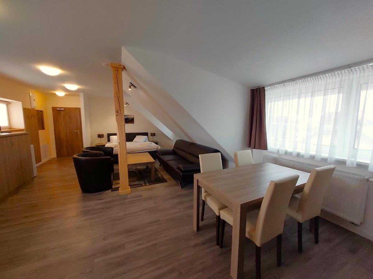 Penzion Ceresnovy Sad & Wellness Vysoke Tatry Exterior photo